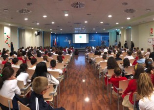 Conferencia New Castelar College